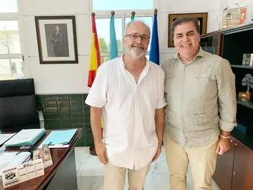 Cansino junto a Stabile