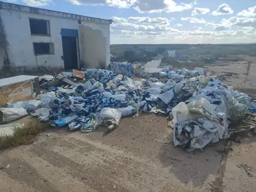 Residuos en Maresa en Ayamonte