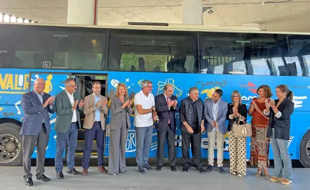 Entrega del autobús