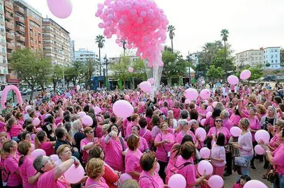 Cadena-Humana-Dia-Del-Cancer-de-Mama