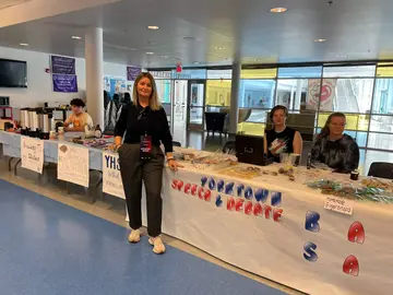 Vanesa Navarro, en el colegio electoral