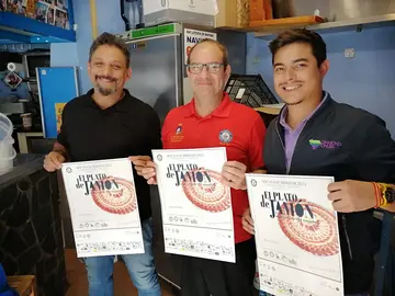 Organizadores del evento jamonero