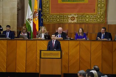El presidente andaluz, en el Parlamento, esta mañana