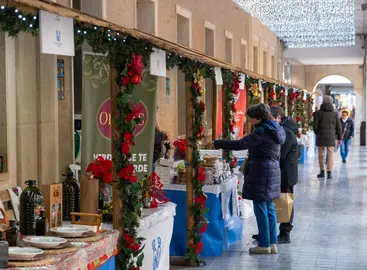 Muestra aceites en los soportales de la Gran Vía