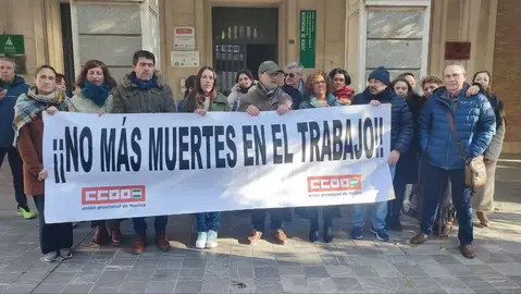 Concentración hoy en CCOO por las muertes de trabajadores en su lugar de trabajo