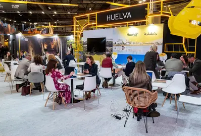 Encuentros profesionales stand de Huelva