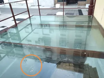 Vaho y condensación sobre los restos hallados en San Pedro y adecuados para su visualización