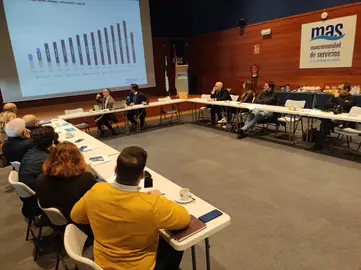 Desayuno informativo en Giahsa