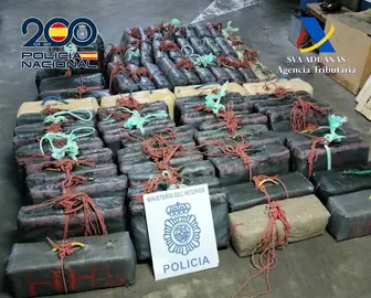 Parte de la droga incautada