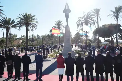 Conmemoración del vuelo del Plus Ultra en Palos