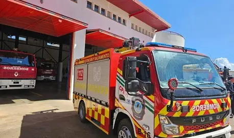 Camión de bomberos del Consorcio Provincial de Huelva en Jabugo