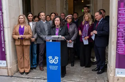 Lectura Manifiesto en la Diputación de Huelva