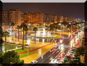 La borrasca sobre Huelva en la Avenida de Andalucía (Foto: Antonio Aguilera)