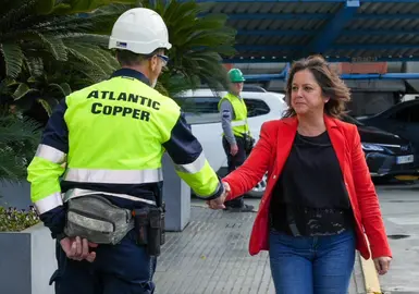 La consejera a su llegada a Atlantic Copper