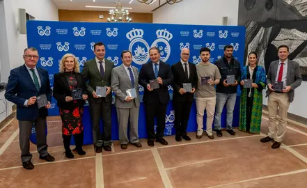 Foto de familia en la presentación del disco