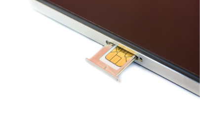 https-::www.vecteezy.com:photo:10321723-closeup-nano-sim-card-ready-to-insert-to-smartphone-on-white-background