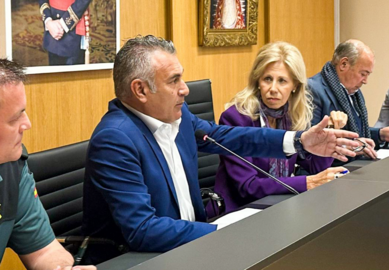 Genaro Orta, en una rueda de prensa en el Ayuntamiento de Isla Cristina