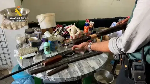 Desmantelado un punto de venta de droga en El Rocío.