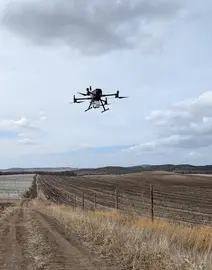 La UHU renueva su compromiso con Ánfora.