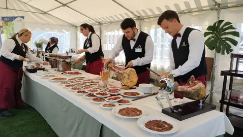 Alumnos en la Escuela de Hostelería de Islantilla.