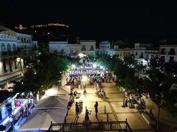 Plaza marqués de aracena en el centro en fiestas