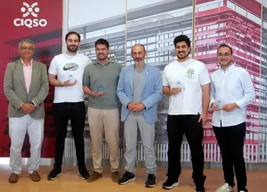 Galardonados de la UHU.