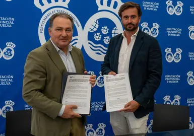Firma del convenio de la Diputación con la Cámara de Comercio.