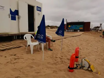 Sombrillas para el uso de los socorristas