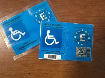 Tarjetas de movilidad reducida falsificadas.