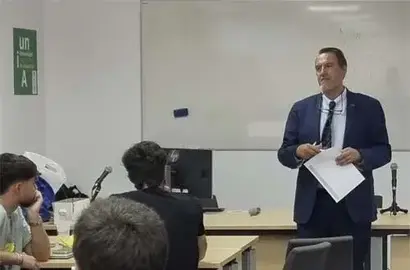 Domingo Carvajal, durante su intervención en la UNIA.