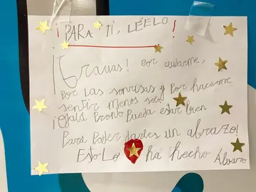 Mensaje dejado por Álvaro al equipo de pediatría. / Fotografía: Hospital Juan Ramon Jiménez.