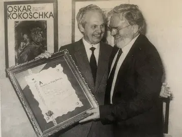 832b7831-8dad-4860-bf39-1b469289a193