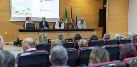 Plan ciudad amigable con las personas mayores / Fotografía: Ayuntamiento de Huelva.