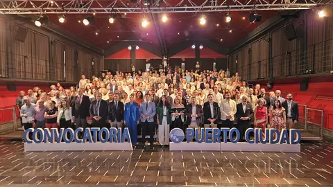 Varias asociaciones recibieron su reconocimiento del Puerto de Huelva