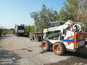 Inicio del plan de asfaltado en Almonte / Fotografía: Ayuntamiento de Almonte.