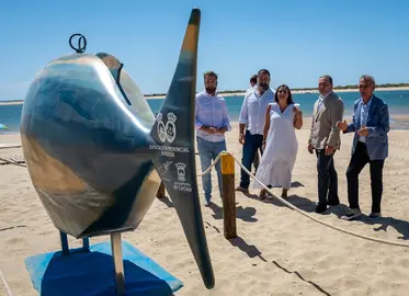 Pescaito come plásticos ubicado en la playa del Caño de la Culata / Fotografía: Diputación Provincial de Huelva.