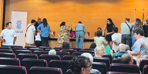 Recogida de ADN de SOS Bebés Robados de Huelva.