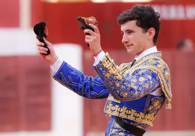 El novillero de Ayamonte, Carlos Tirado.