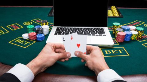 Reglas del Blackjack en Línea y Tecnología en Plataformas Modernas
