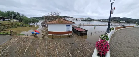 Situaci&oacute;n en Sanl&uacute;car de Guadiana en la ma&ntilde;ana del lunes