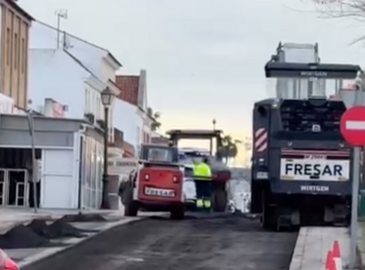 Plan de asfaltado en Palos de la Frontera.