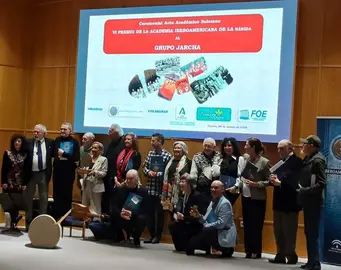 Grupo Jarcha y organizadores del evento