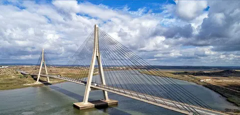 Puente Internacional del Guadiana.