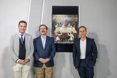 El traje de Huelva la virgen