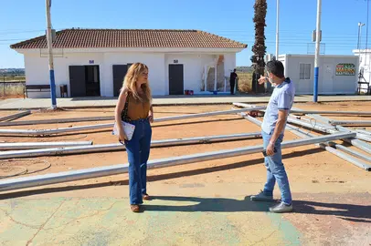 Trabajos en el recinto ferial