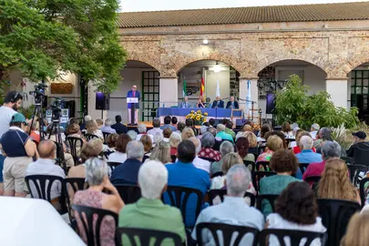 Preg&oacute;n Santa Ana