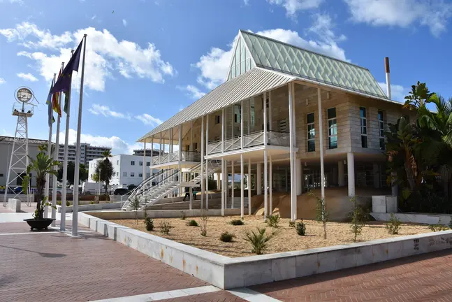 Ayuntamiento de Punta Umbr&iacute;a