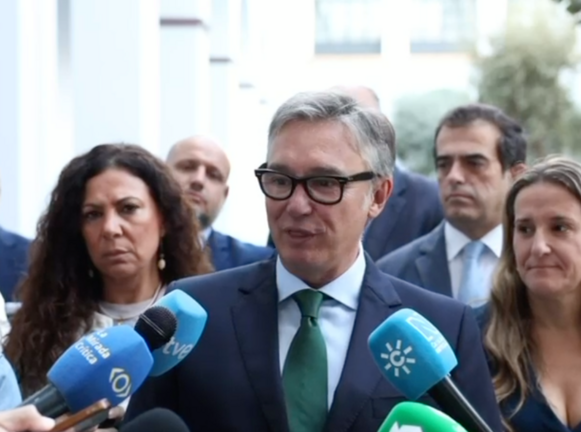 Manuel Gavira de Vox.