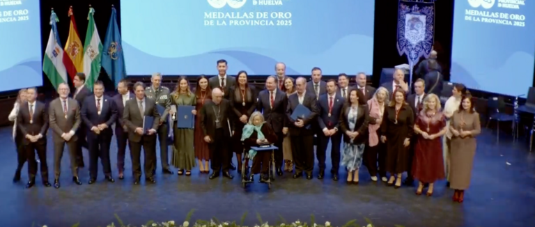 Entrega de las medallas de la provincia de Huelva.