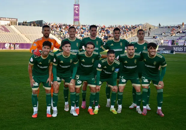 El once del Recre en Jaén.